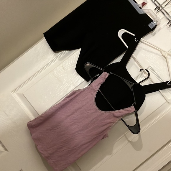 Leisure short and top set with extra shirt - Picture 2 of 2